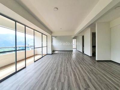 Apartamento de 2 alcobas en venta en Las Lomitas, Sabaneta, 90 m² · foto 2 de 12