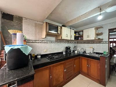 Casa de 5 alcobas en venta en Paseo De Los Almendros, Cali, 123 m² · foto 12 de 20