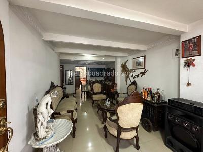 Casa de 5 alcobas en venta en Paseo De Los Almendros, Cali, 123 m² · foto 16 de 20