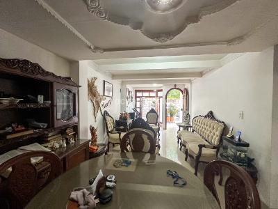 Casa de 5 alcobas en venta en Paseo De Los Almendros, Cali, 123 m² · foto 17 de 20