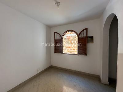 Casa de 5 alcobas en venta en Paseo De Los Almendros, Cali, 123 m² · foto 4 de 20