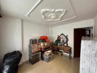 Casa de 5 alcobas en venta en Paseo De Los Almendros, Cali, 123 m² · foto 8 de 20
