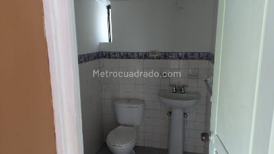 Apartamento de 2 alcobas en venta en Bosques Del Limonar, Cali, 60 m² · foto 6 de 11