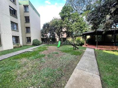 Apartamento de 3 alcobas en venta en Camino Real, Cali, 76 m² · foto 11 de 12