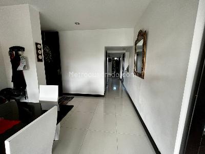 Apartamento de 3 alcobas en venta en Ciudad Jardin, Cali, 171 m² · foto 18 de 20