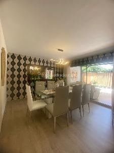 Casa de 5 alcobas en venta en Las Lomas 2, Medellín, 250 m² · foto 2 de 20