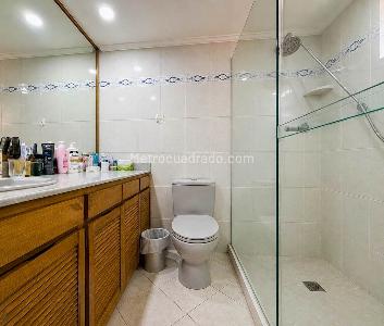 Apartamento en venta en Oviedo, Medellín · foto 15 de 19
