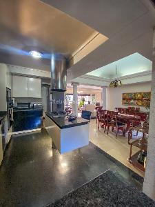 Apartamento de 4 alcobas en venta en Alto De Las Palmas, Medellín, 223 m² · foto 13 de 18