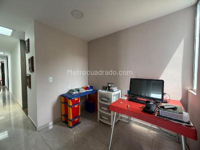 Casa de 3 alcobas en venta en Alto Dapa, Cali, 248 m² · foto 17 de 20