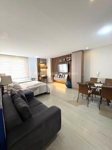 Apartamento de 4 alcobas en venta en Normandia, Cali, 240 m² · foto 17 de 20