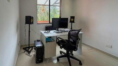 Apartamento de 3 alcobas en venta en Loma De San Julian, Medellín, 120 m² · foto 11 de 12