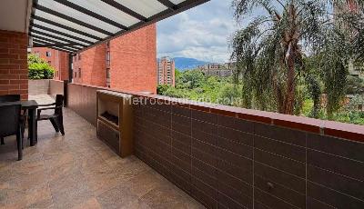 Apartamento de 3 alcobas en venta en Loma De San Julian, Medellín, 120 m² · foto 4 de 12