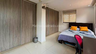 Apartamento de 3 alcobas en venta en Loma De San Julian, Medellín, 120 m² · foto 9 de 12