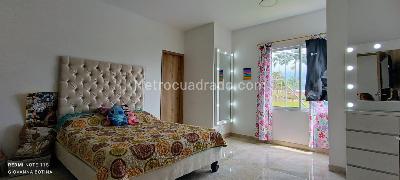 Casa de 5 alcobas en venta en Bella Suiza, Cali, 280 m² · foto 17 de 20