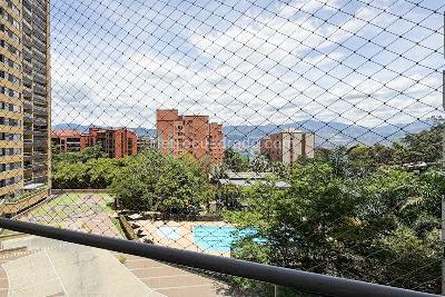 Apartamento en venta en Castropol, Medellín · foto 5 de 14