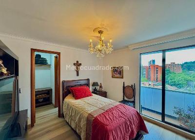 Apartamento de 3 alcobas en venta en Castropol, Medellín, 224 m² · foto 13 de 15