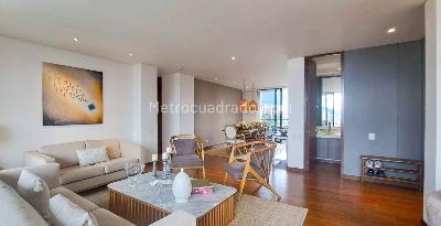 Apartamento en venta en El Campestre, Medellín · foto 2 de 17