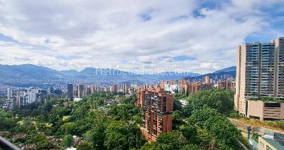 Apartamento en venta en El Campestre, Medellín · foto 4 de 17