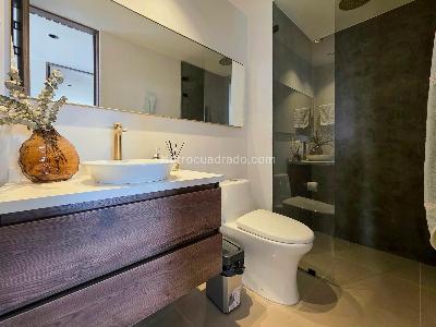Apartamento de 3 alcobas en venta en Las Santas, Medellín, 156 m² · foto 11 de 12