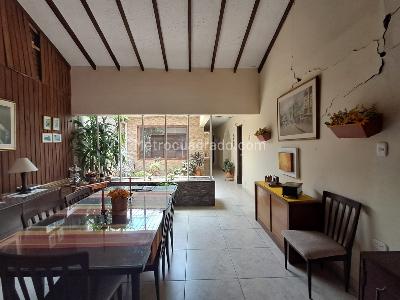 Casa de 4 alcobas en venta en San Fernando, Cali, 217 m² · foto 8 de 12