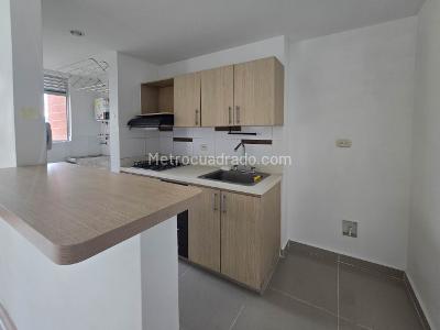 Apartamento en venta en Suramerica, Itagüí · foto 4 de 19
