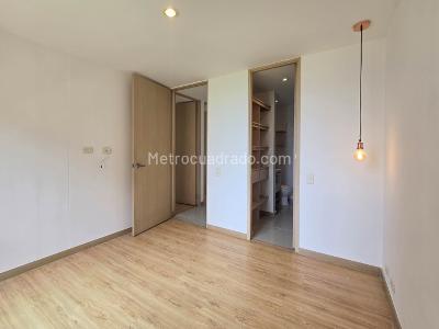 Apartamento en venta en Suramerica, Itagüí · foto 13 de 19