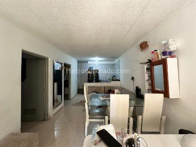 Apartamento de 5 alcobas en venta en Calimio Norte, Cali, 180 m² · foto 2 de 20