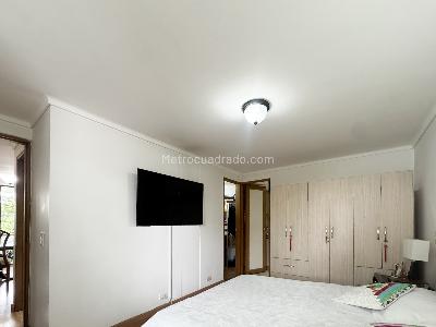 Apartamento de 3 alcobas en venta en La Florida, Medellín, 107 m² · foto 12 de 20