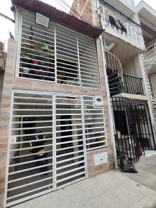 Casa de 4 alcobas en venta en Vallado, Cali, 120 m² · foto 2 de 16