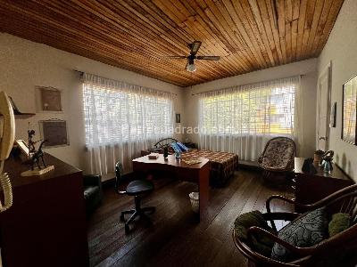 Casa de 5 alcobas en venta en San Fernando Nuevo, Cali, 256 m² · foto 19 de 20
