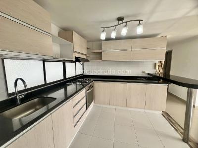 Apartamento de 3 alcobas en venta en Capri, Cali, 94 m² · foto 8 de 17