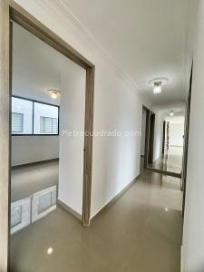 Apartamento de 3 alcobas en venta en Capri, Cali, 94 m² · foto 10 de 17