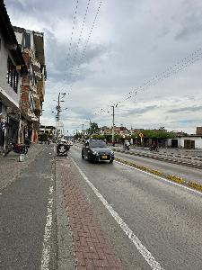Casa en venta en El Paraiso, Cali · foto 3 de 18