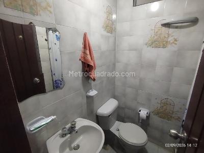Apartamento de 2 alcobas en venta en Manzanares, Cali, 68 m² · foto 15 de 20