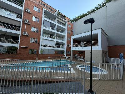 Apartamento de 3 alcobas en venta en Cristales, Cali, 89 m² · foto 11 de 20