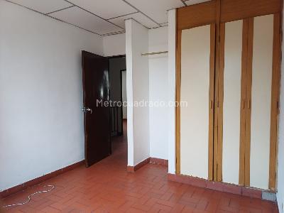 Casa de 3 alcobas en venta en La Esmeralda, Cali, 75 m² · foto 3 de 10