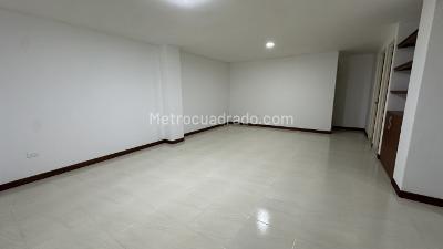 Apartamento de 2 alcobas en venta en La Floresta, Cali, 80 m² · foto 11 de 15