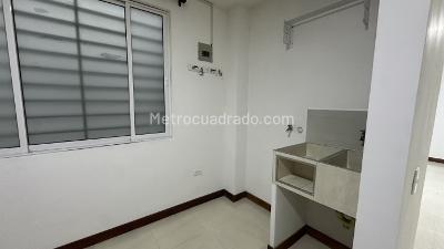 Apartamento de 2 alcobas en venta en La Floresta, Cali, 80 m² · foto 13 de 15