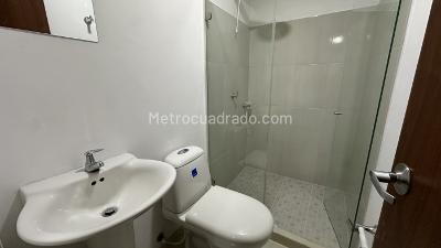 Apartamento de 2 alcobas en venta en La Floresta, Cali, 80 m² · foto 14 de 15
