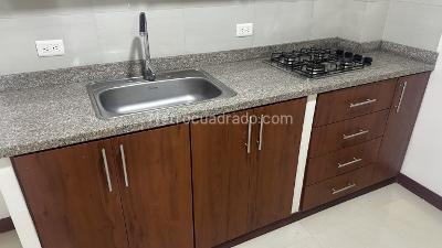 Apartamento de 2 alcobas en venta en La Floresta, Cali, 80 m² · foto 3 de 15