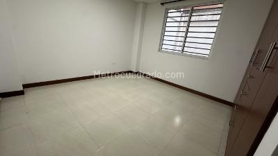 Apartamento de 2 alcobas en venta en La Floresta, Cali, 80 m² · foto 6 de 15