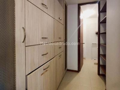 Apartamento en venta en Las Santas, Medellín · foto 5 de 17