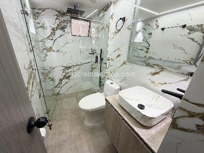 Apartamento de 3 alcobas en venta en La Castellana, Medellín, 120 m² · foto 8 de 14