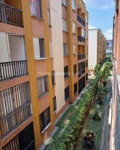 Apartamento de 3 alcobas en venta en La Selva, Cali, 61 m² · foto 2 de 18