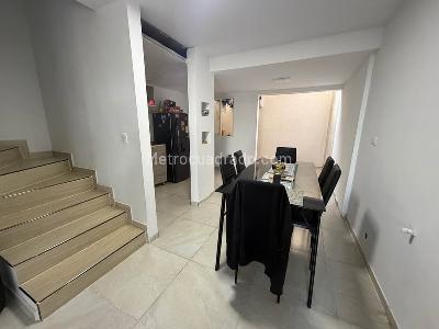 Casa de 2 alcobas en venta en Poblado Campestre, Cali, 210 m² · foto 2 de 7