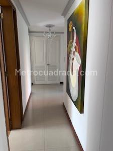 Apartamento de 5 alcobas en venta en Patio Bonito, Medellín, 155 m² · foto 12 de 20