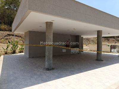 Apartamento de 2 alcobas en venta en Ciudad Guabinas, Cali, 46 m² · foto 12 de 19