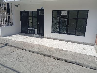 Casa de 5 alcobas en venta en Oriente, Cali, 180 m² · foto 2 de 20