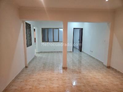 Casa de 4 alcobas en venta en Bretaña, Cali, 216 m² · foto 3 de 20