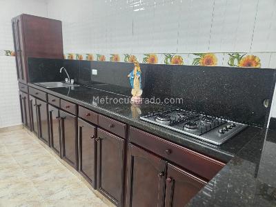 Casa de 4 alcobas en venta en Bretaña, Cali, 216 m² · foto 7 de 20